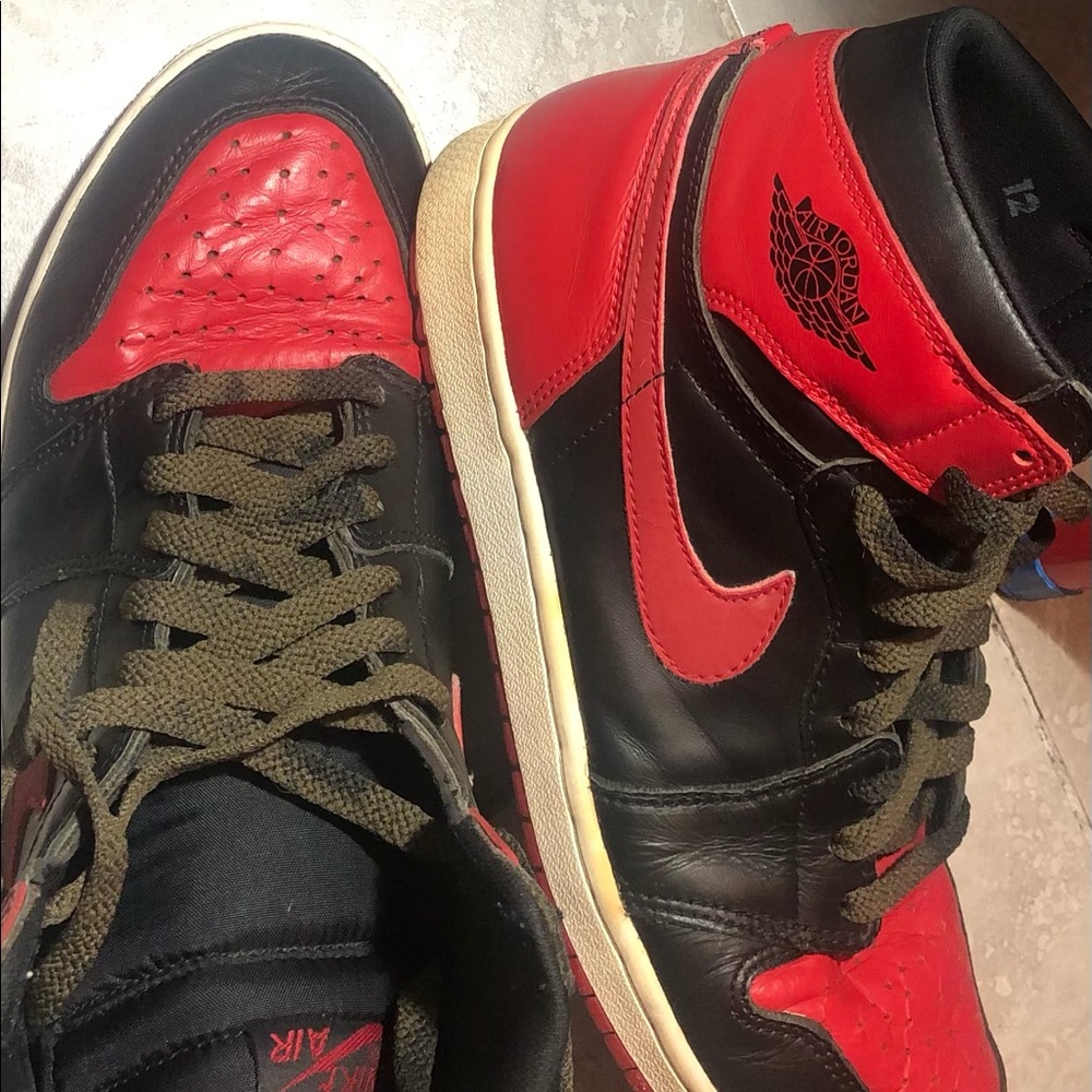 Jordan 1 retro 1994 bred size 12